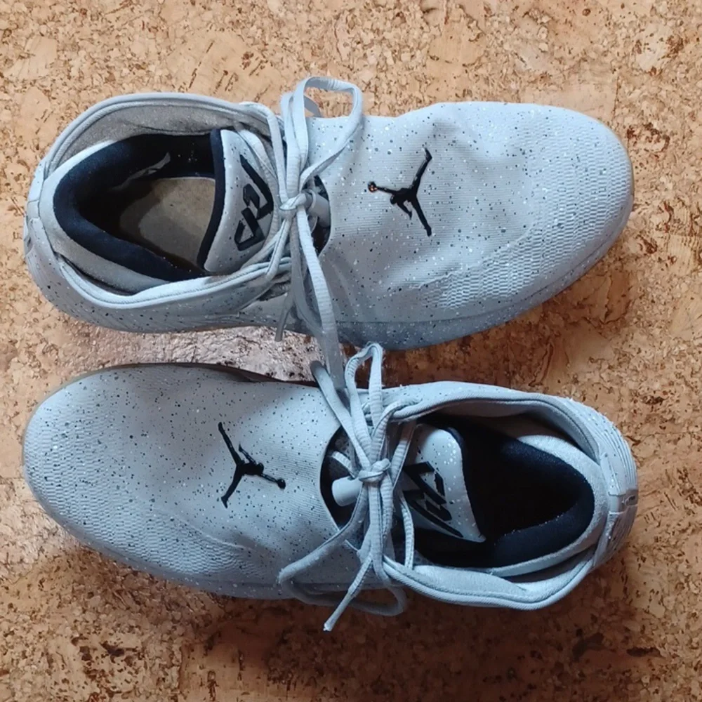 Jordan Men's Why Not Zer0.1 Low Light Grey Cement Athletic Shoes Size 10.5